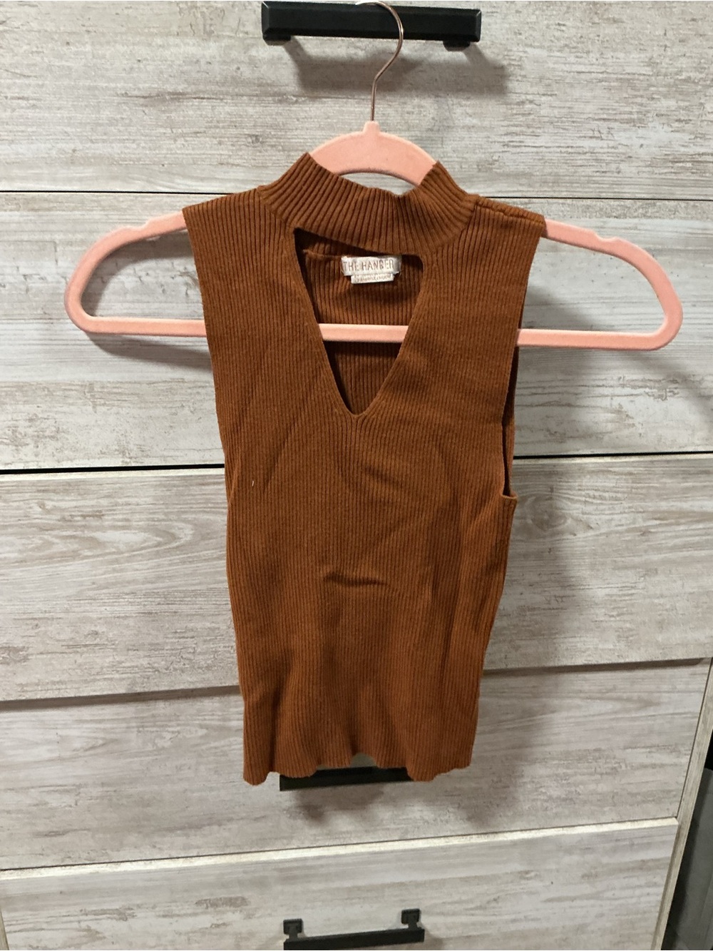 Sleeveless Ribbed Turtleneck Top - Brown